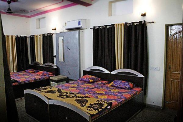 Hotel Roshan Варанасі Екстер'єр фото