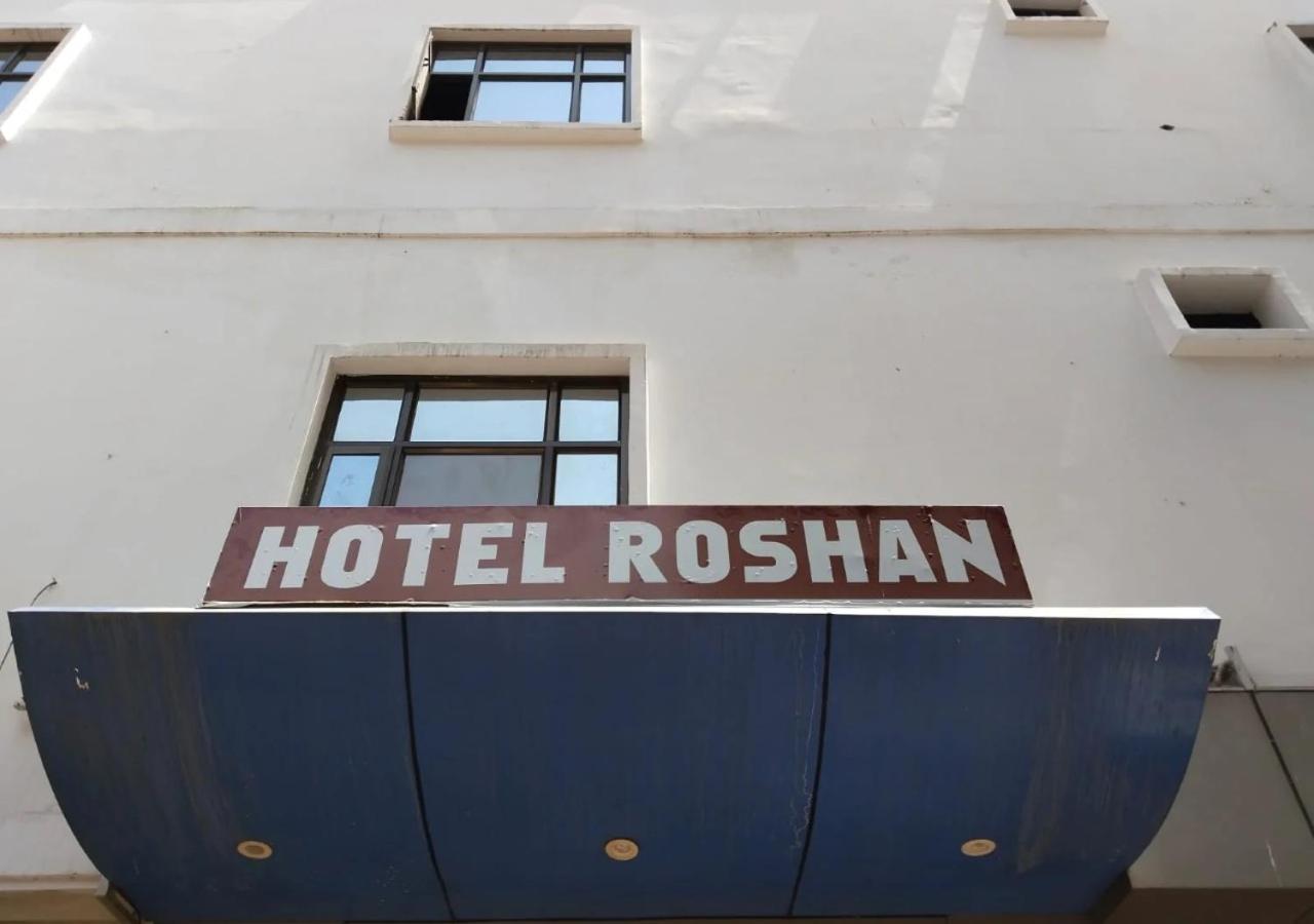 Hotel Roshan Варанасі Екстер'єр фото